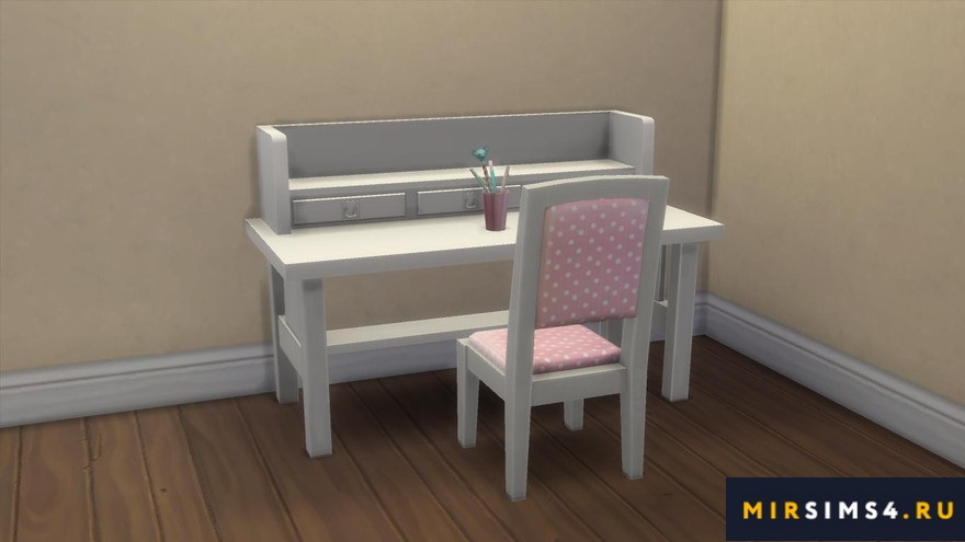 Рабочее место Desk, chair and pen holder
